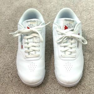 Reebok Classic All White Sneakers size 8.5